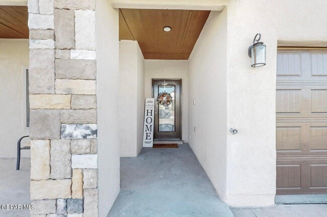 Building Photo - 12820 Linstead Ave