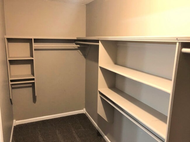 Building Photo - For Rent – 1203 Golfcourse Drive, Jonesboro, AR 72404