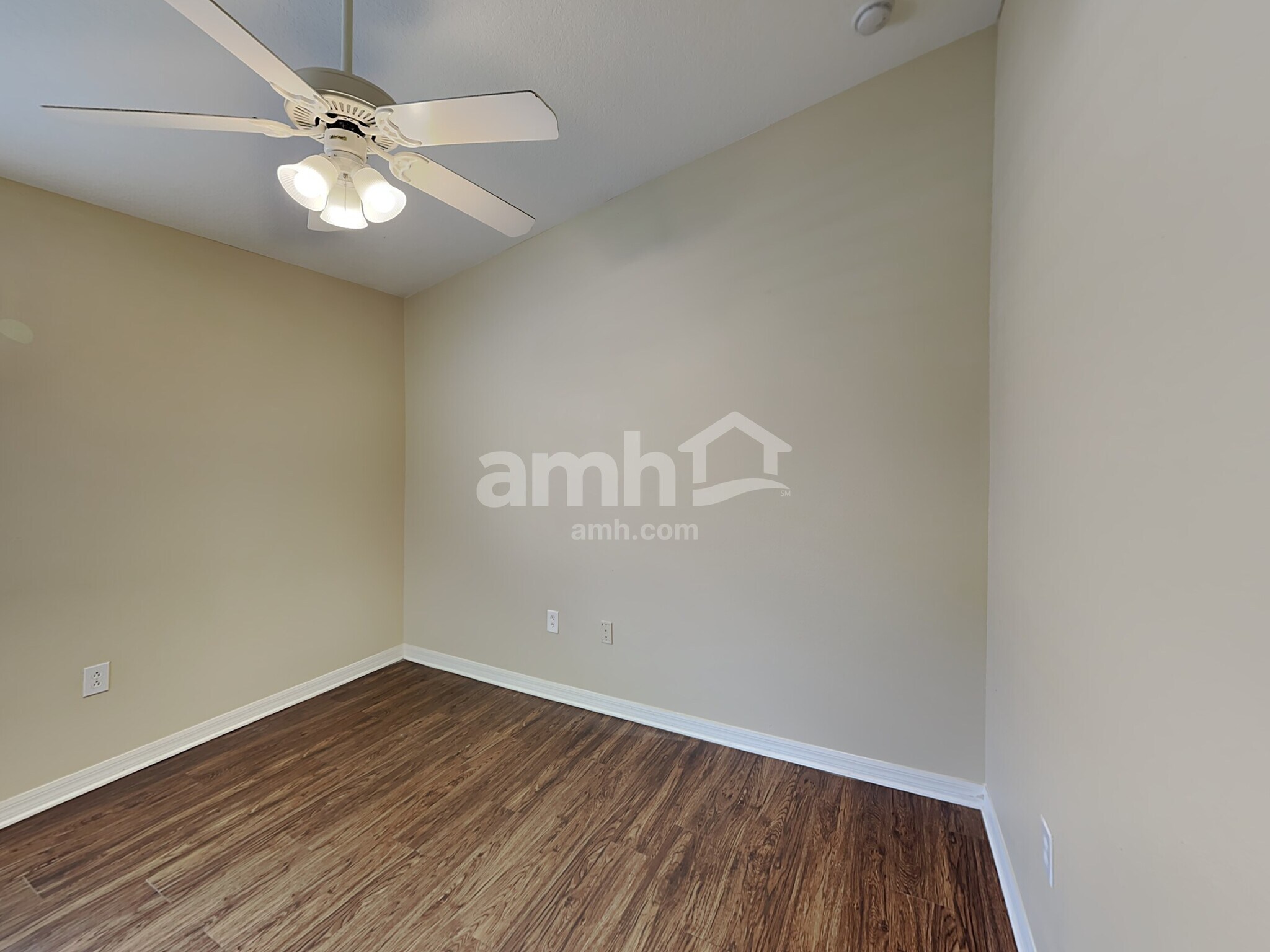 Building Photo - 1012 Cristelle Jean Dr