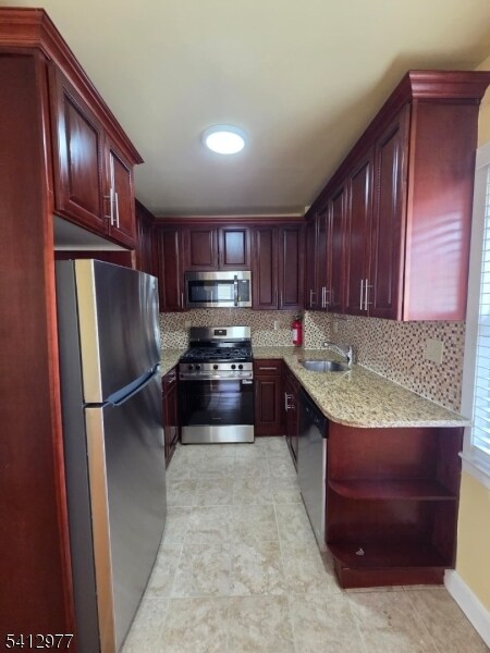 Building Photo - 5 Bay Ave