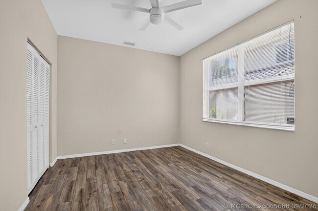 Building Photo - 10031 Lexington Estates Blvd