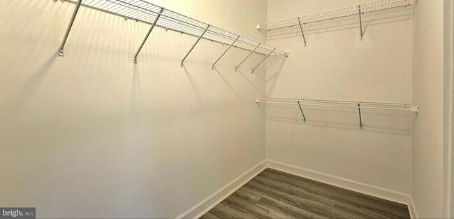 Building Photo - 3155 John Glenn St