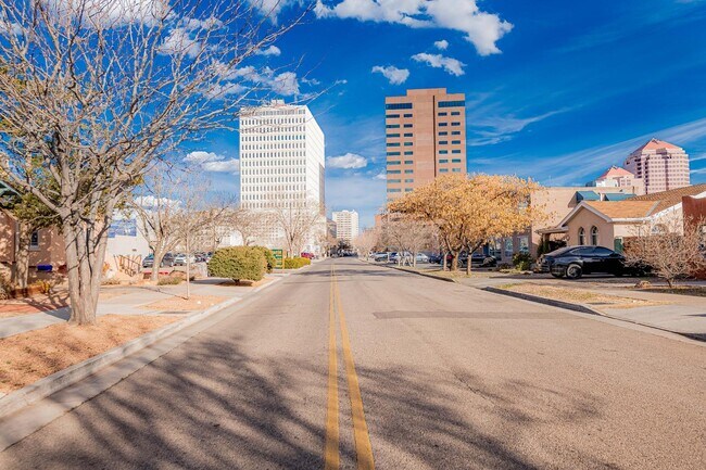 Building Photo - 720 Marquette Ave NW