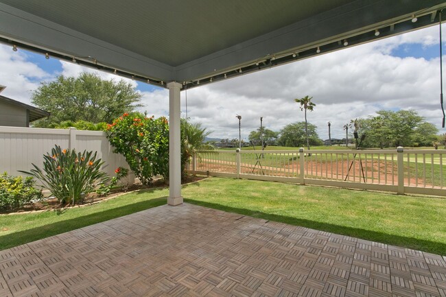 Building Photo - 4Bd-3Ba home on 16th fairway of the Coral ...