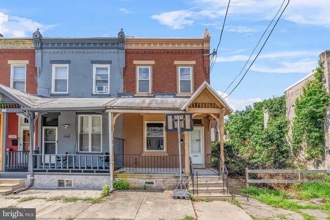 Building Photo - 4288 Viola St