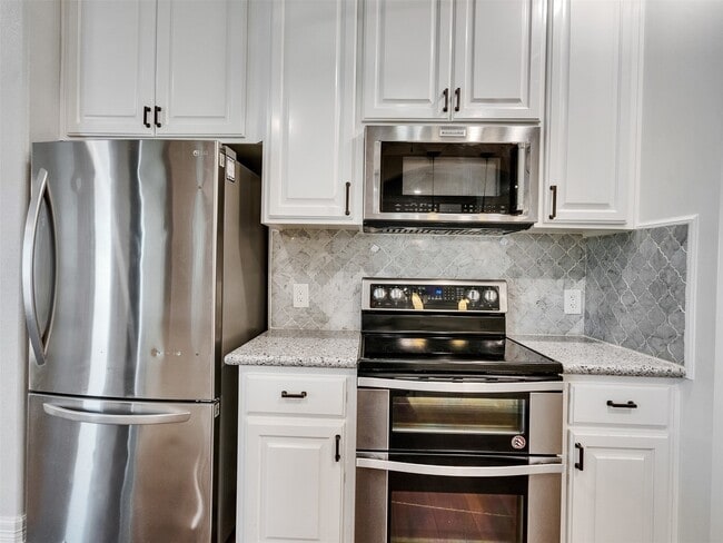 Building Photo - 114 Audubon Woods Dr