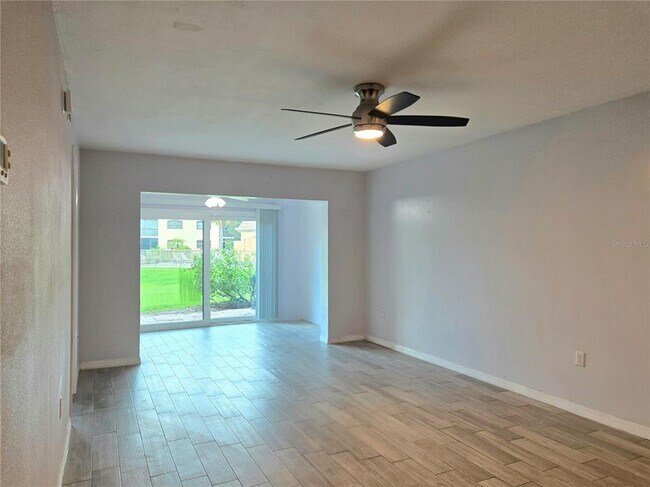 Building Photo - 12900 Vonn Rd