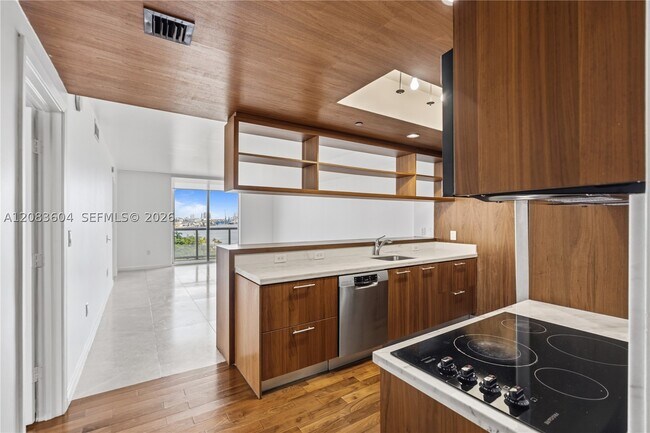 Building Photo - 50 Biscayne Blvd