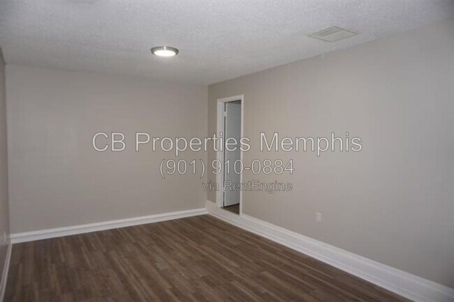 Building Photo - 5353 Scrivener Dr