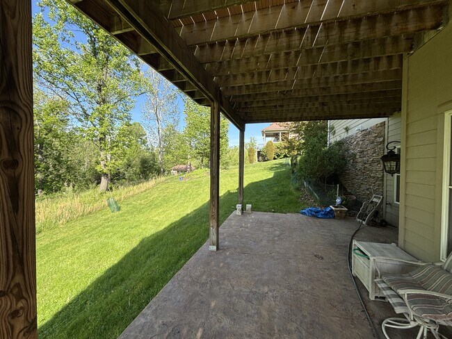 Building Photo - 116 Marco Polo Dr