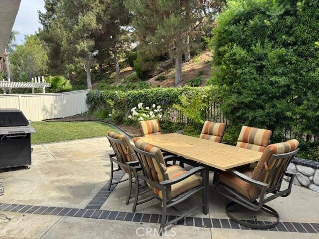 Building Photo - 26712 Baronet
