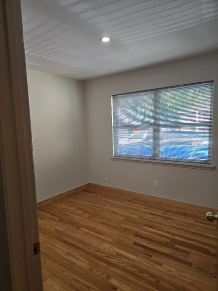 Building Photo - 6414 Neff St