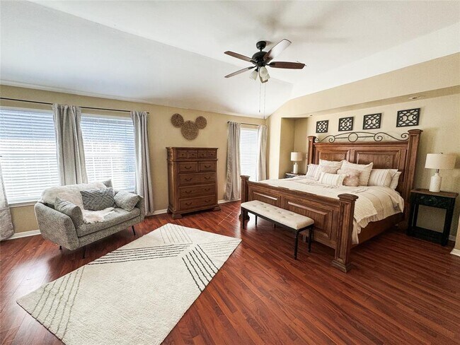 Building Photo - 2109 Spring Hollow Path