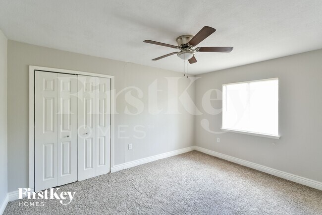 Building Photo - 11822 El Sendero St