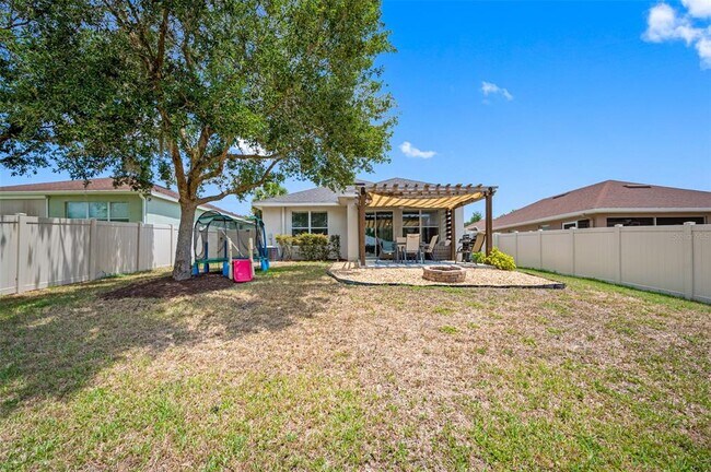 Building Photo - 17414 New Cross Cir
