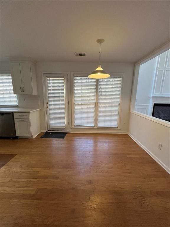 Building Photo - 6535 Ganton Dr