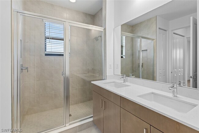 Building Photo - 5693 Cassidy Ln