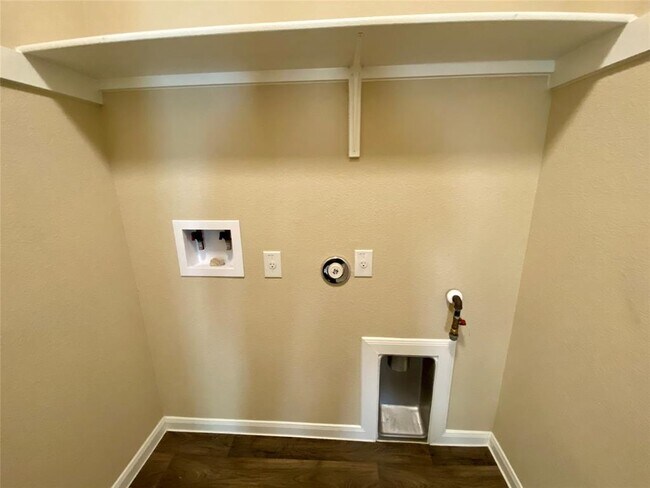 Building Photo - 3012 Tilmon Ln.