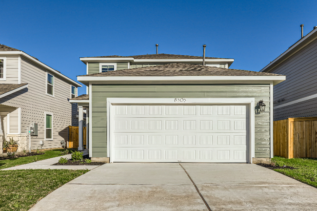 Building Photo - 8305 Haflinger Dr