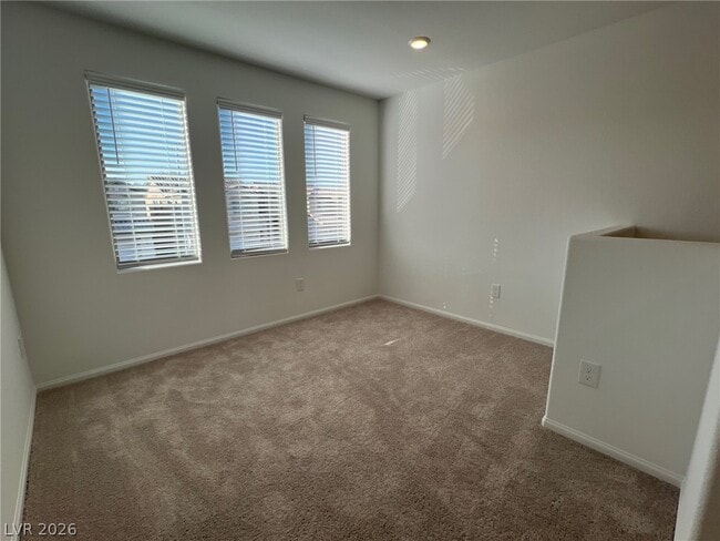 Building Photo - 7470 S Pioneer Way