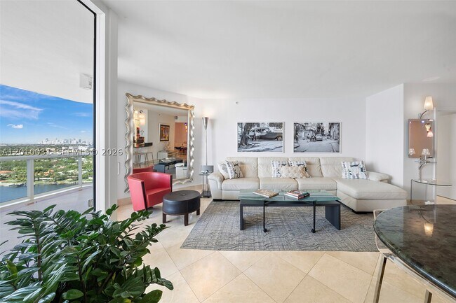 Building Photo - 4779 Collins Ave