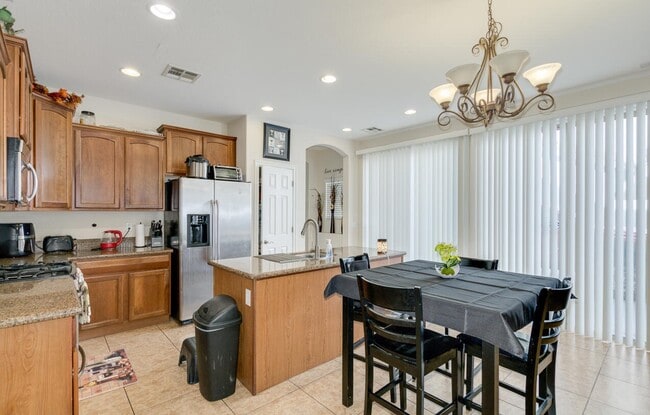 Building Photo - 14586 W Port Au Prince Ln