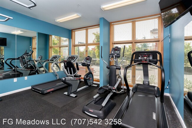 Building Photo - 2 br, 2 bath Apartment - The Meadows at Fo...