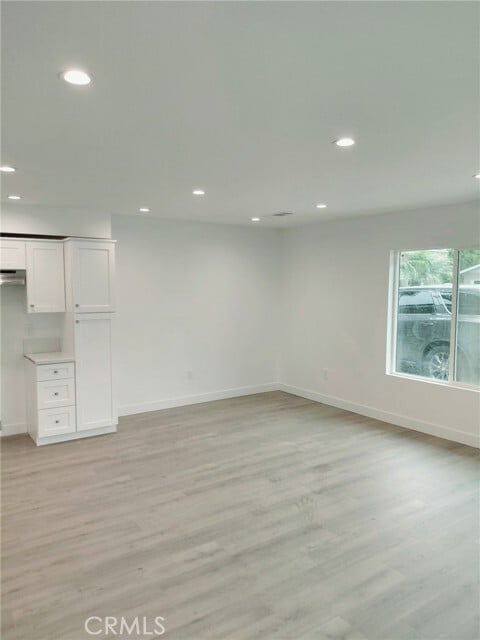 Building Photo - 13233 Rutgers Ave