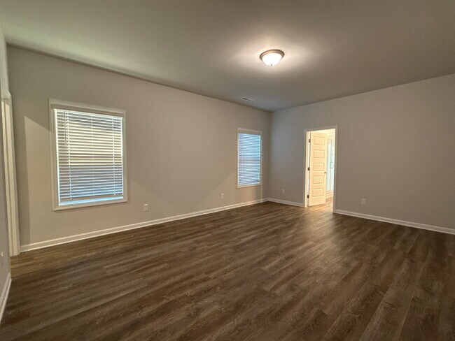 Building Photo - 102 Ranna Dr