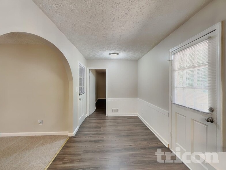 Building Photo - 65 Highland Cir