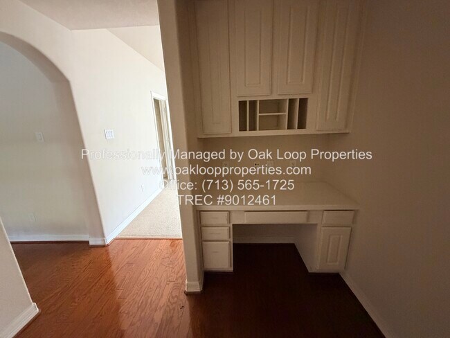 Building Photo - 2403 Galleon Point Ct