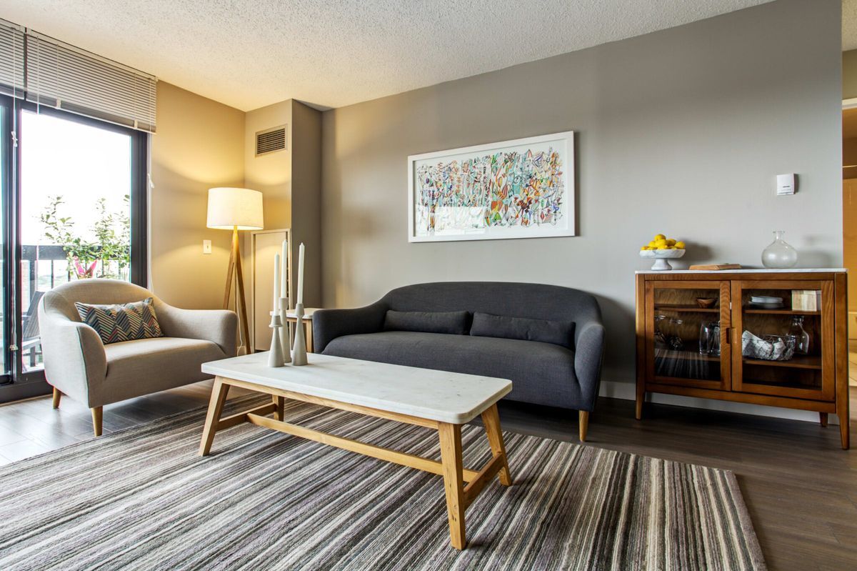 Building Photo - 2555 N Clark St