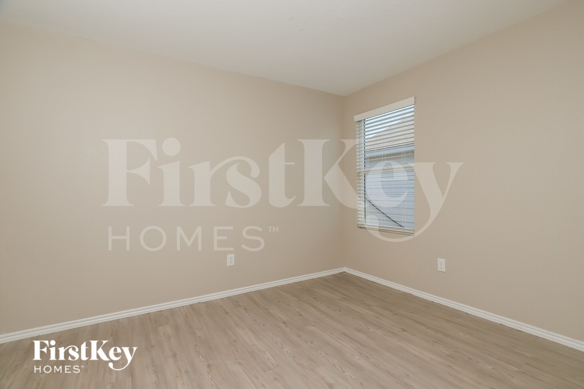 Building Photo - 3921 Far Horizon