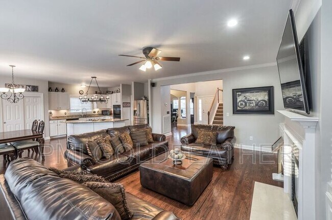 Building Photo - 1515 Towne Park Ln