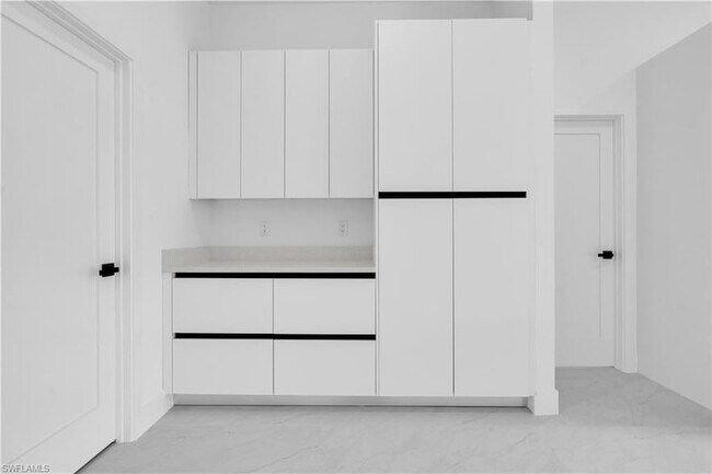 Building Photo - 2700 42nd St W