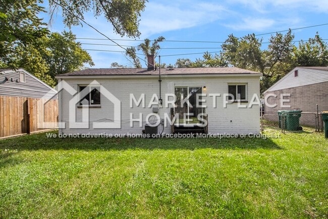 Building Photo - 590 Calder Ave