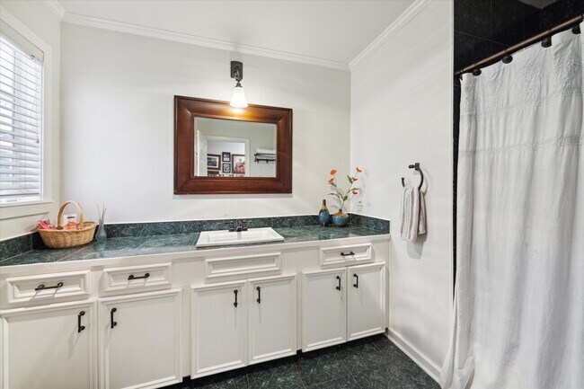 Building Photo - 1902 Chimney Rock Rd