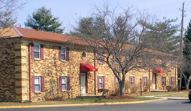 Primary Photo - Charleston Square