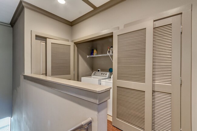 Building Photo - Metalworks Condo - 3 Bedroom  Office/4 Bath
