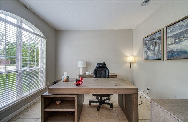 Building Photo - 1510 Lake Grayson Dr