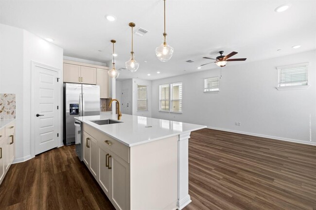Building Photo - 2725 Woodall Dr