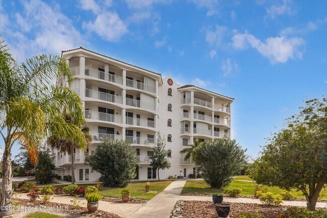 Building Photo - 800 Del Rio Way