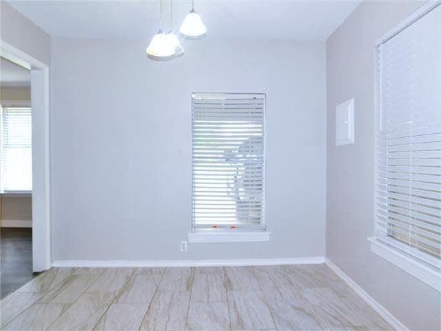 Building Photo - 2412 N Carroll Blvd