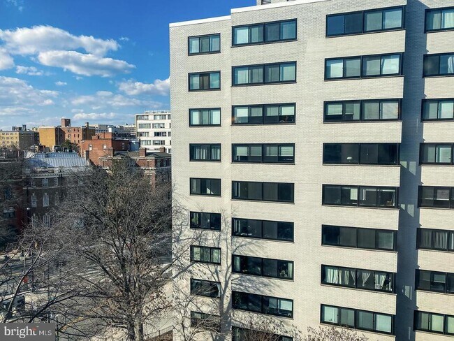 Building Photo - 1545 18th St NW