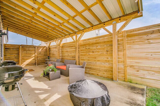 Building Photo - 5315 Cambria Dr