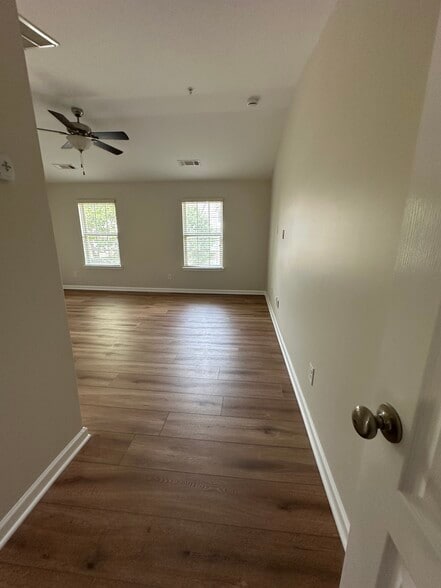 Master Bedroom - 6322 Story Cir