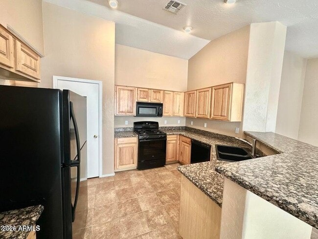 Building Photo - 11727 N 153rd Ave