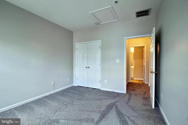 Building Photo - 20261 Owings Terrace