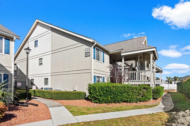 Building Photo - 1908 Hwy 17 S