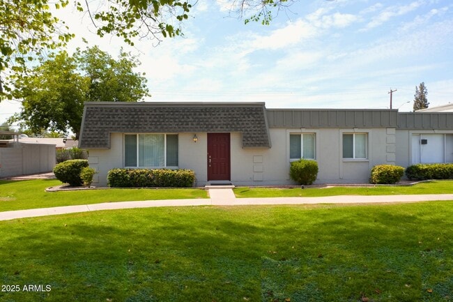 Building Photo - 4869 N Granite Reef Rd